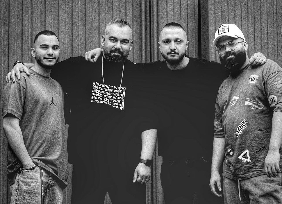 دوستی مهیار و شایع